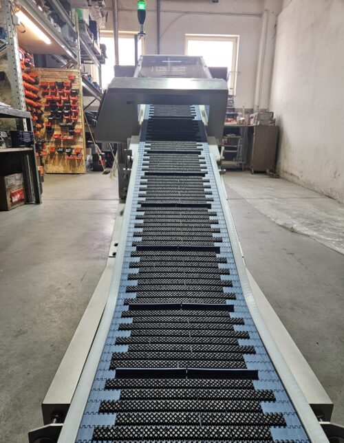 Integracja Detektora Metali: Higieniczny Transporter z Systemem Odrzutu